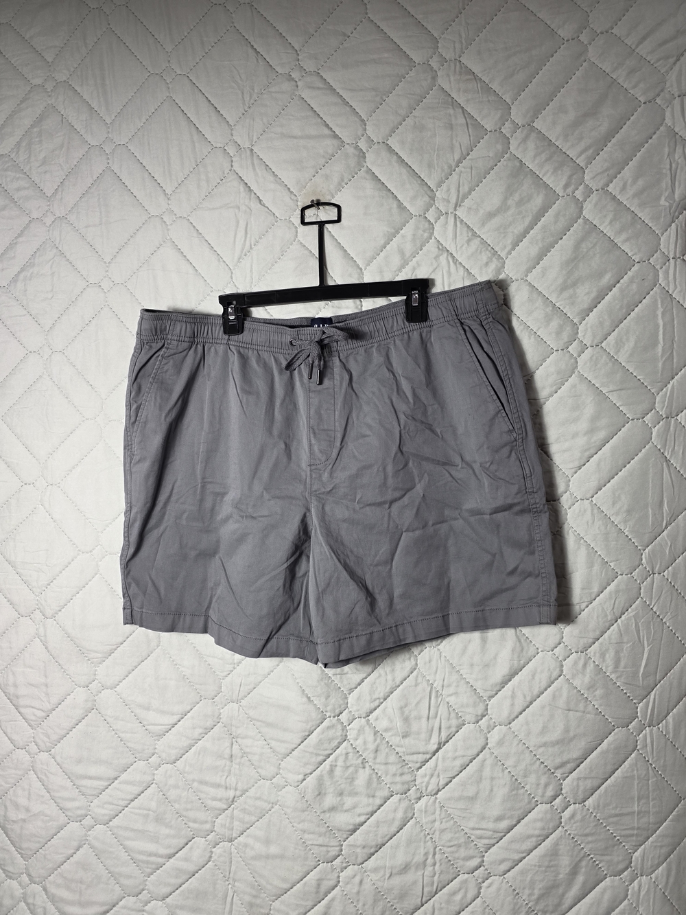 New Gap Gray Shorts Men's XXL Drawstring Stretch Waist with Pockets
